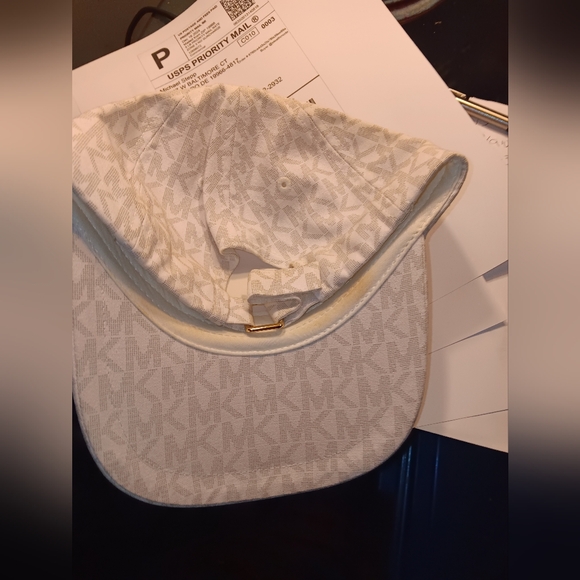 NWT Michael kors - Picture 2 of 2